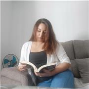 Profesora de lengua y literatura ofrece clases particulares de Humanidades y Sociales a primaria, ESO y Bachillerato